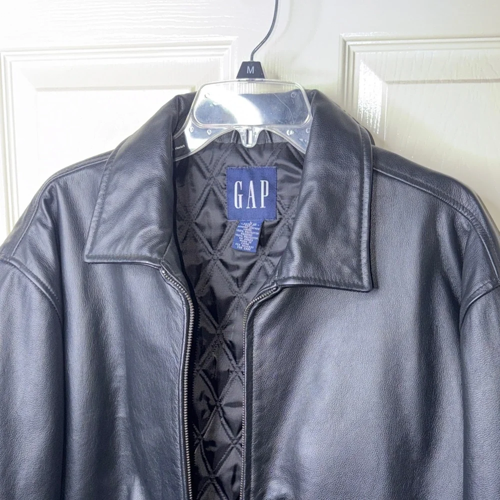 GAP Men's Black Leather Jacket - Picture 2 of 8